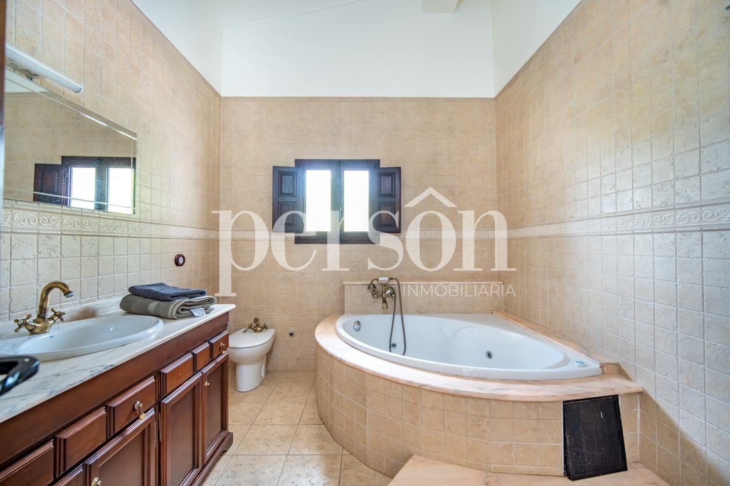 7 sovrum Villa till salu i Navarres med pool - 800 000 € (Ref: 9379926)