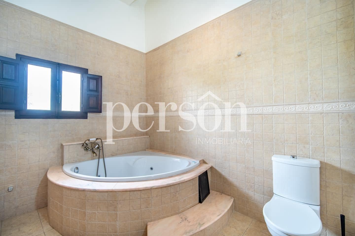 7 sovrum Villa till salu i Navarres med pool - 800 000 € (Ref: 9379926)