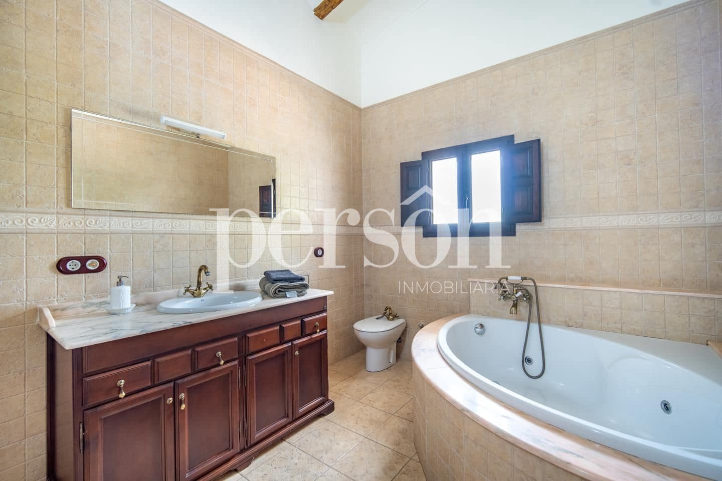 7 sovrum Villa till salu i Navarres med pool - 800 000 € (Ref: 9379926)