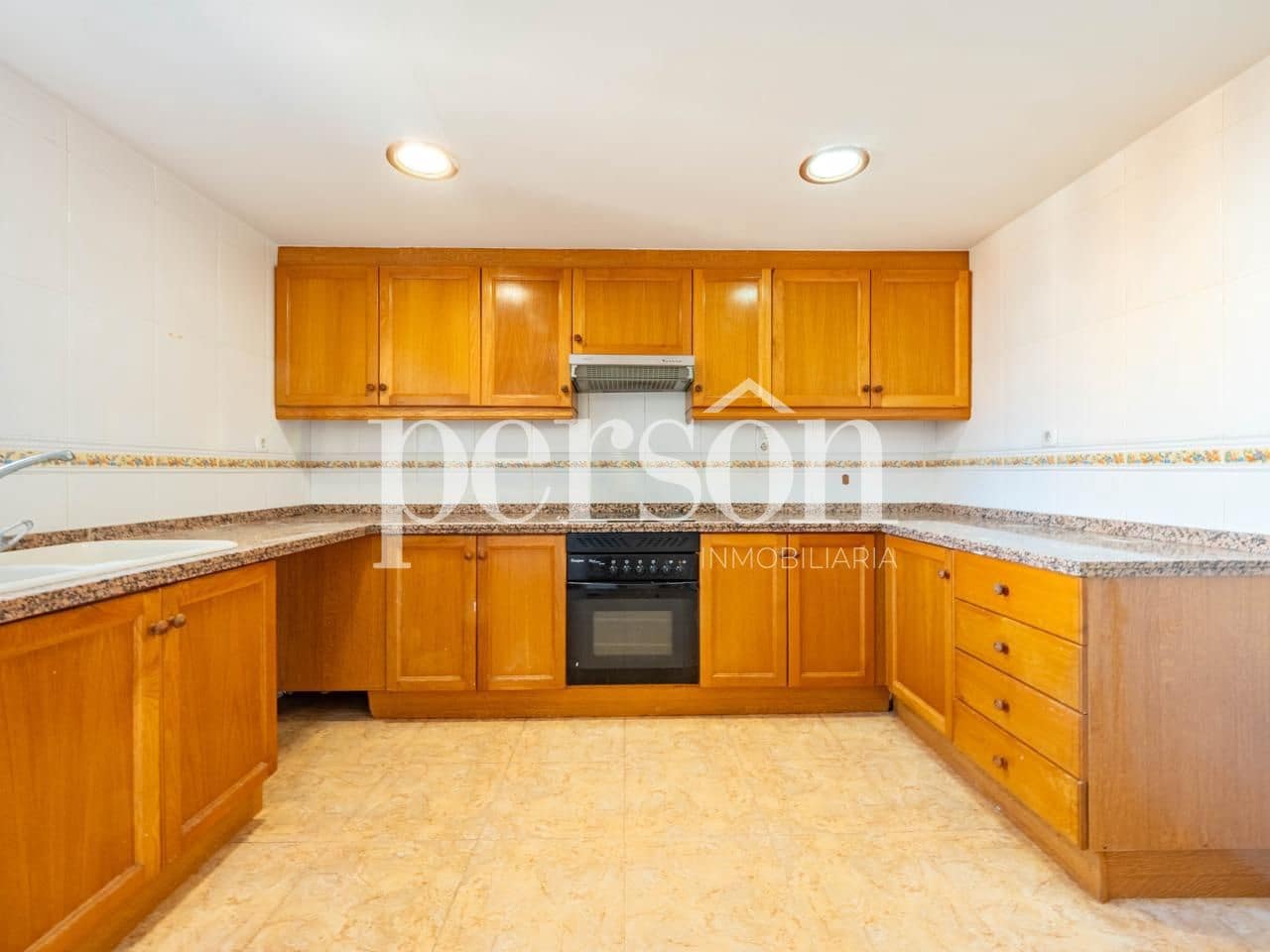 4 bedroom Flat for sale in Sueca - € 170,000 (Ref: 9400036)