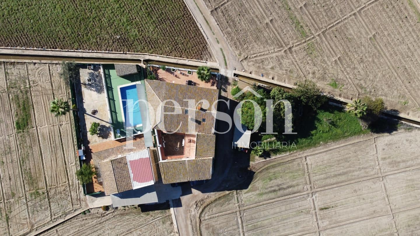 10 bedroom Finca/Country House for sale in Alboraya / Alboraia - € 1,100,000 (Ref: 9464872)
