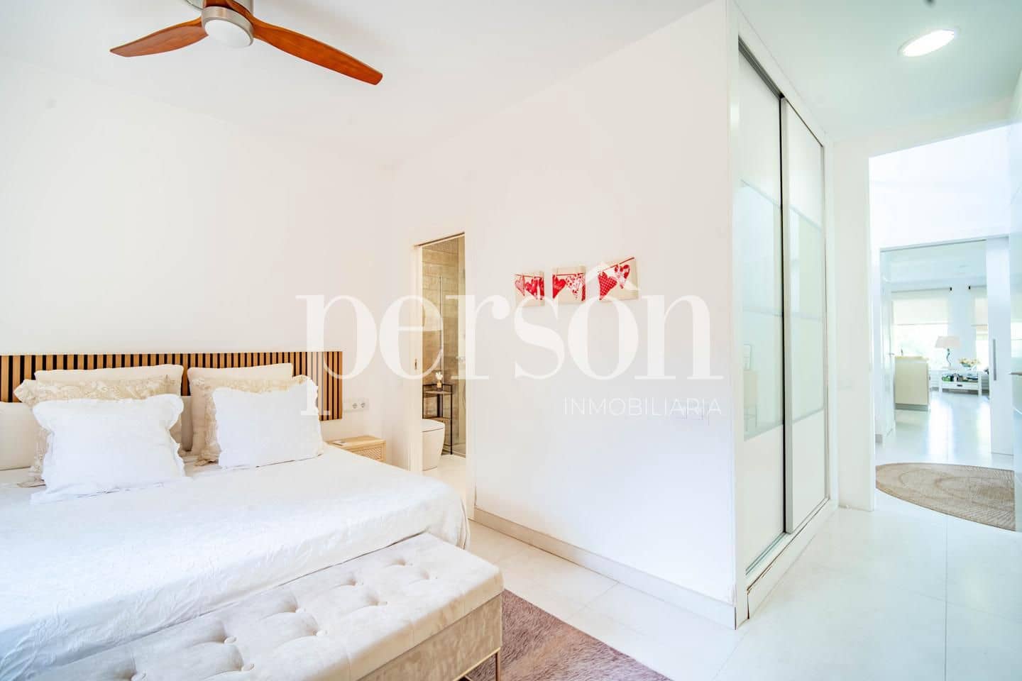 Chalet de 4 habitaciones en Paterna en venta con piscina garaje - 1.750.000 € (Ref: 9467626)