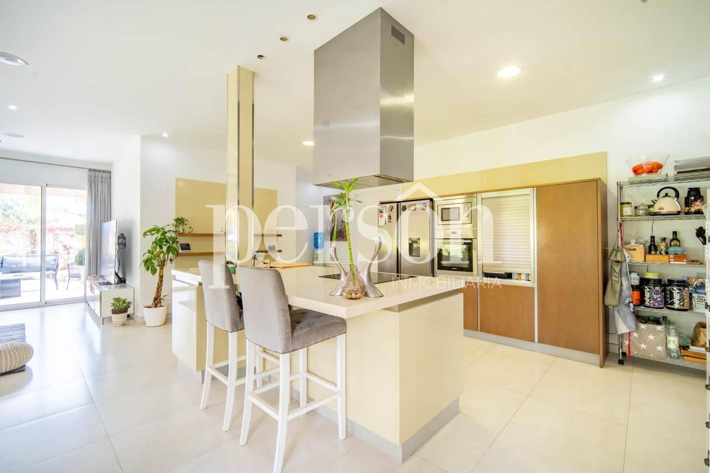 Chalet de 4 habitaciones en Paterna en venta con piscina garaje - 1.750.000 € (Ref: 9467626)