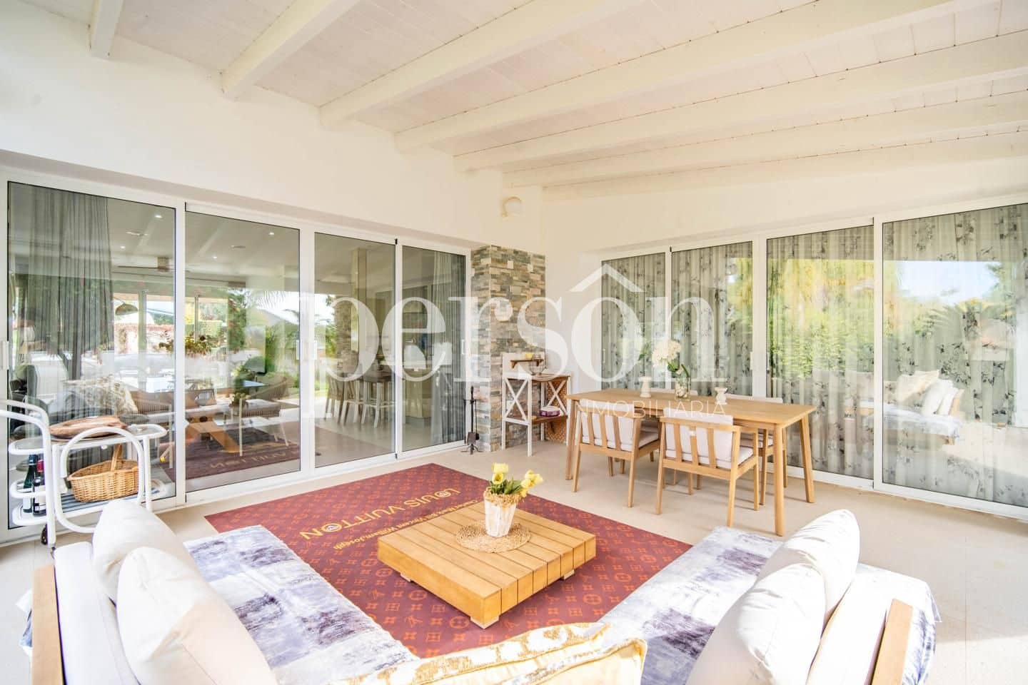 Chalet de 4 habitaciones en Paterna en venta con piscina garaje - 1.750.000 € (Ref: 9467626)