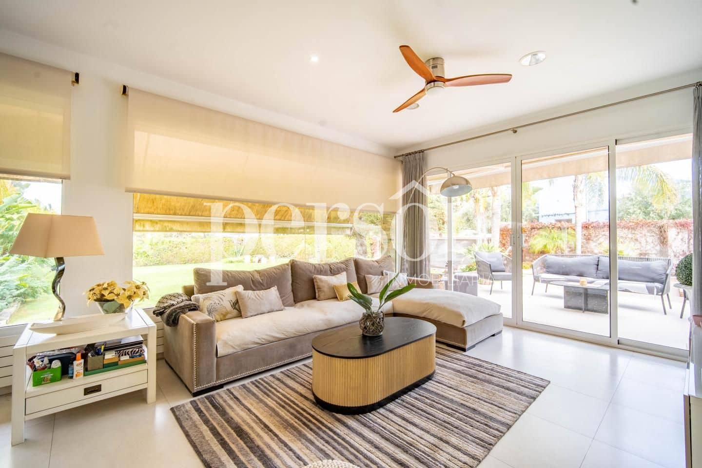 Chalet de 4 habitaciones en Paterna en venta con piscina garaje - 1.750.000 € (Ref: 9467626)