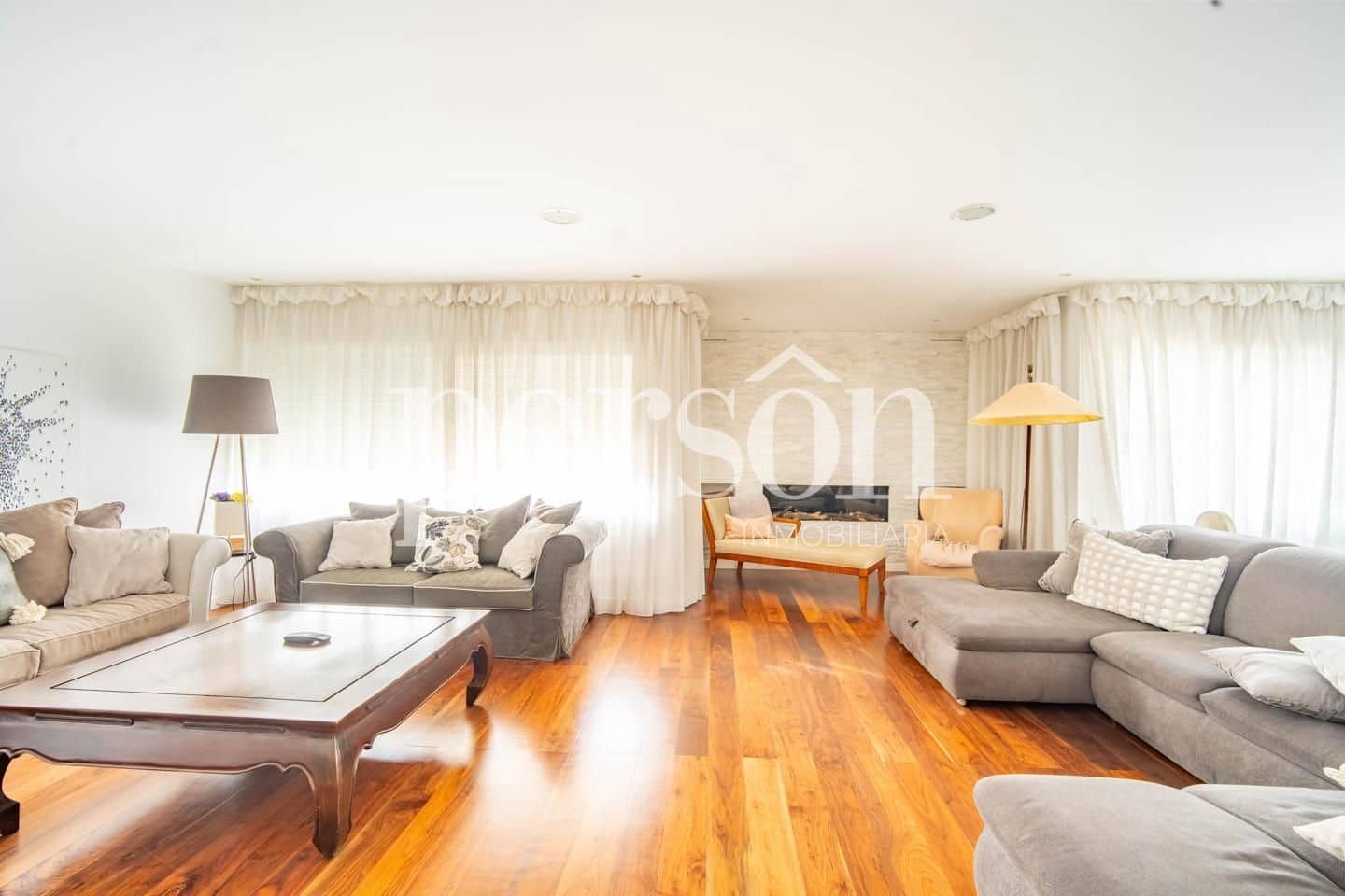 Chalet de 4 habitaciones en Paterna en venta con piscina garaje - 1.750.000 € (Ref: 9467626)