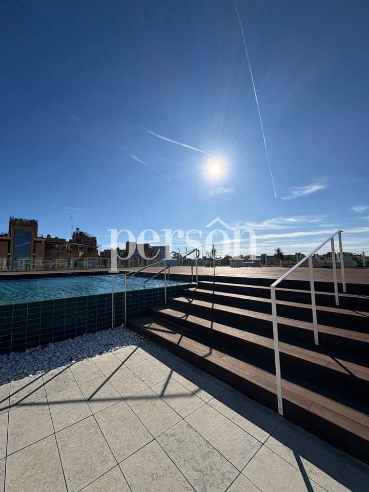 3 sovrum Lägenhet till salu i Valencia stad med pool garage - 760 000 € (Ref: 9611884)