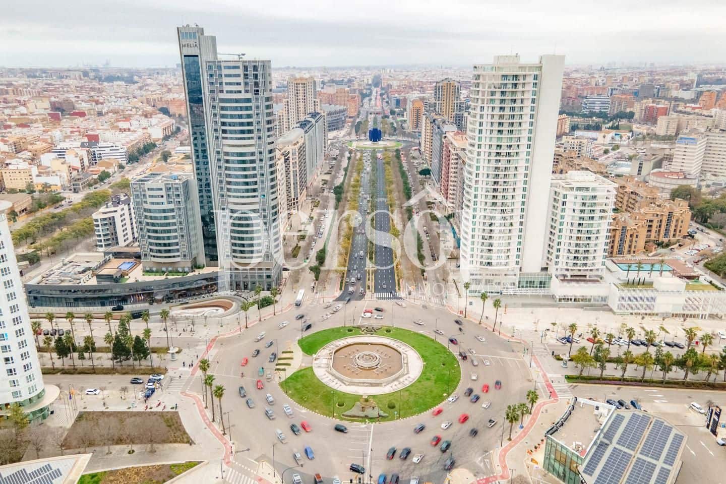 3 bedroom Flat for sale in Valencia city with pool garage - € 730,000 (Ref: 9611884)