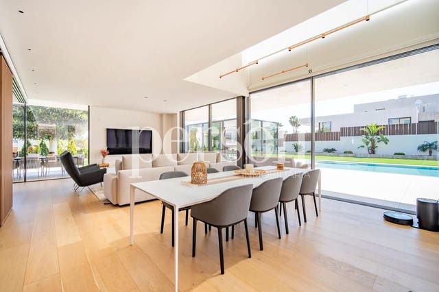 4 soverom Villa til salgs i Godella med svømmebasseng garasje - € 2 900 000 (Ref: 9634727)