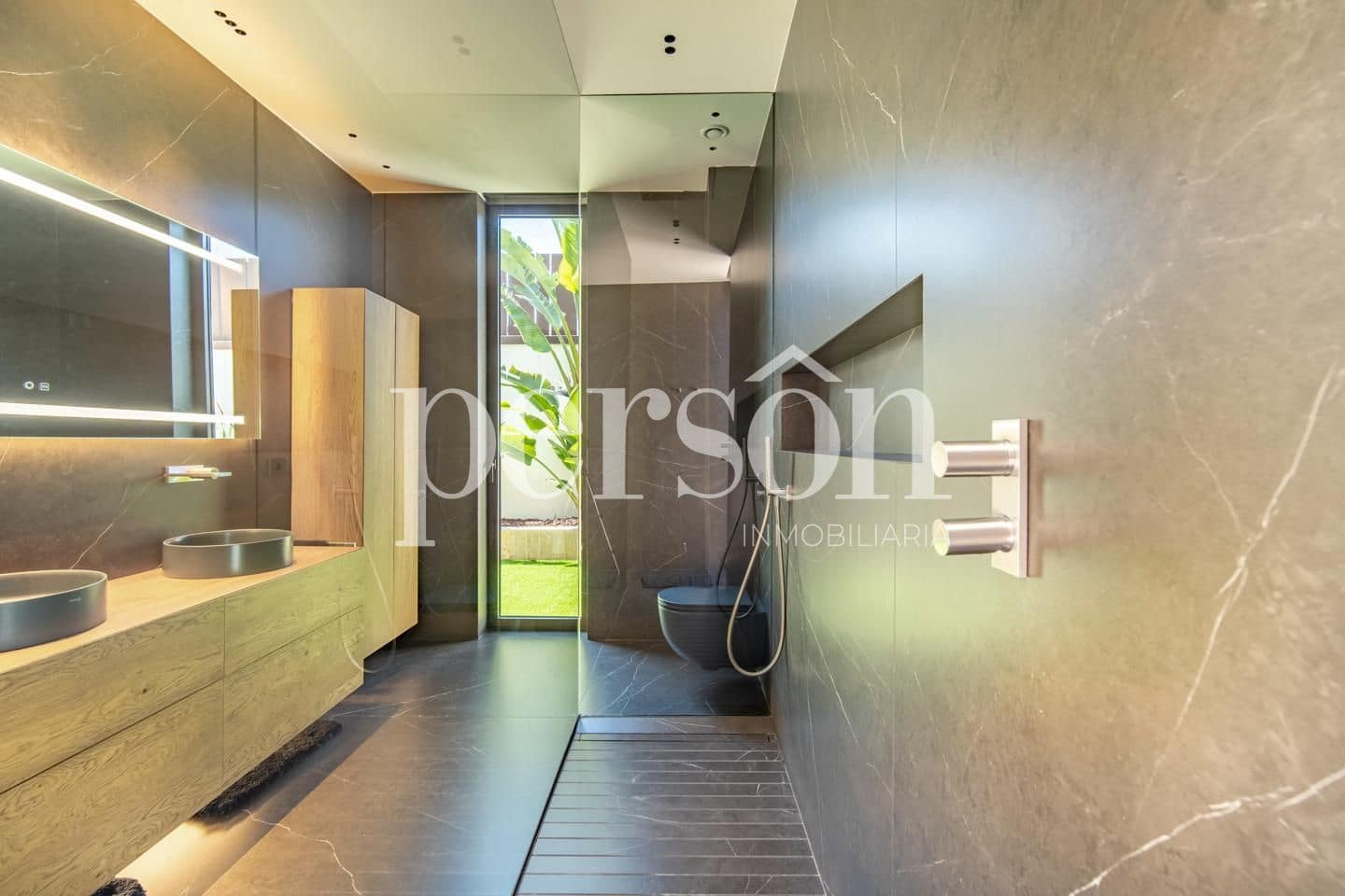 4 sovrum Villa till salu i Godella med pool garage - 2 900 000 € (Ref: 9634727)