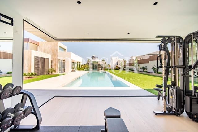 4 bedroom Villa for sale in Godella with pool garage - € 2,900,000 (Ref: 9634727)