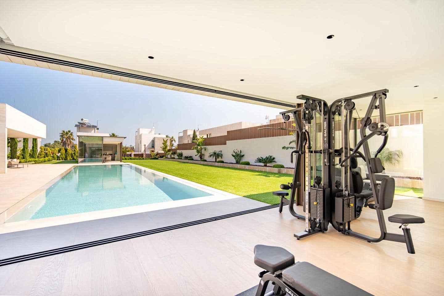 4 bedroom Villa for sale in Godella with pool garage - € 2,795,000 (Ref: 9634727)