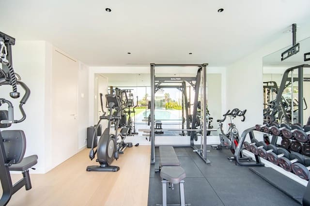 4 quarto Moradia para venda em Godella com piscina garagem - 2 795 000 € (Ref: 9634727)