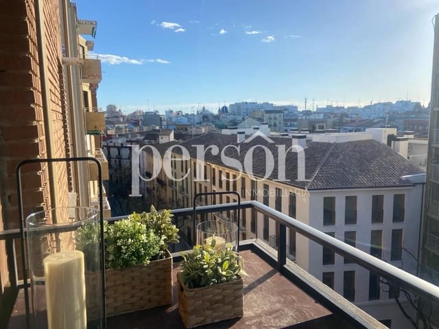 1 quarto Apartamento para arrendar em Marxalenes, Valência cidade com garagem - 2 100 € (Ref: 9819759)
