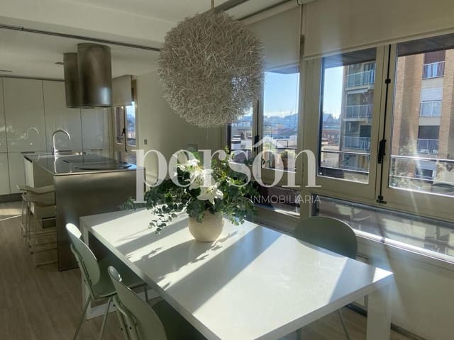 1 quarto Apartamento para arrendar em Marxalenes, Valência cidade com garagem - 2 100 € (Ref: 9819759)