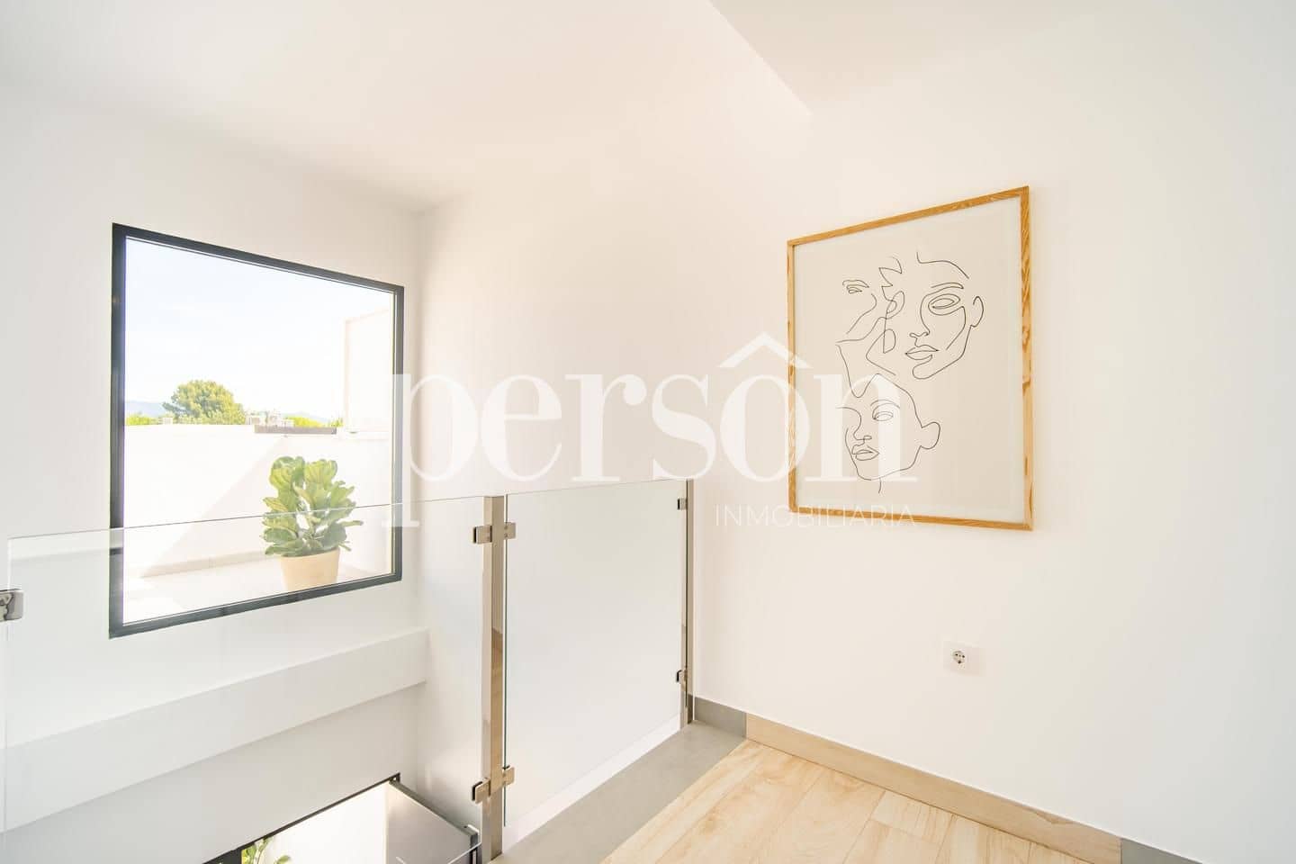 4 bedroom Villa for sale in La Pobla de Vallbona with pool - € 560,000 (Ref: 9838392)