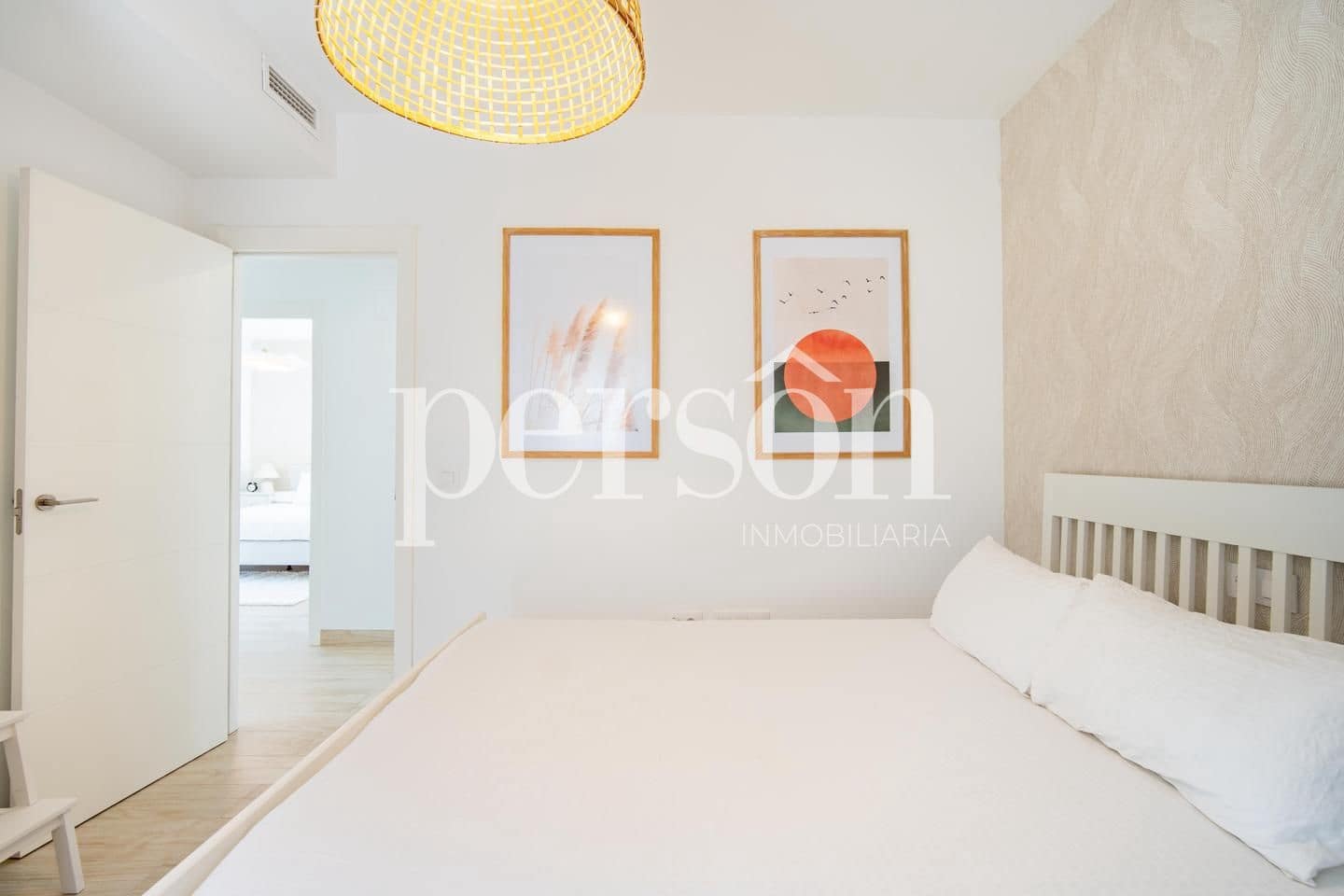 4 bedroom Villa for sale in La Pobla de Vallbona with pool - € 560,000 (Ref: 9838392)