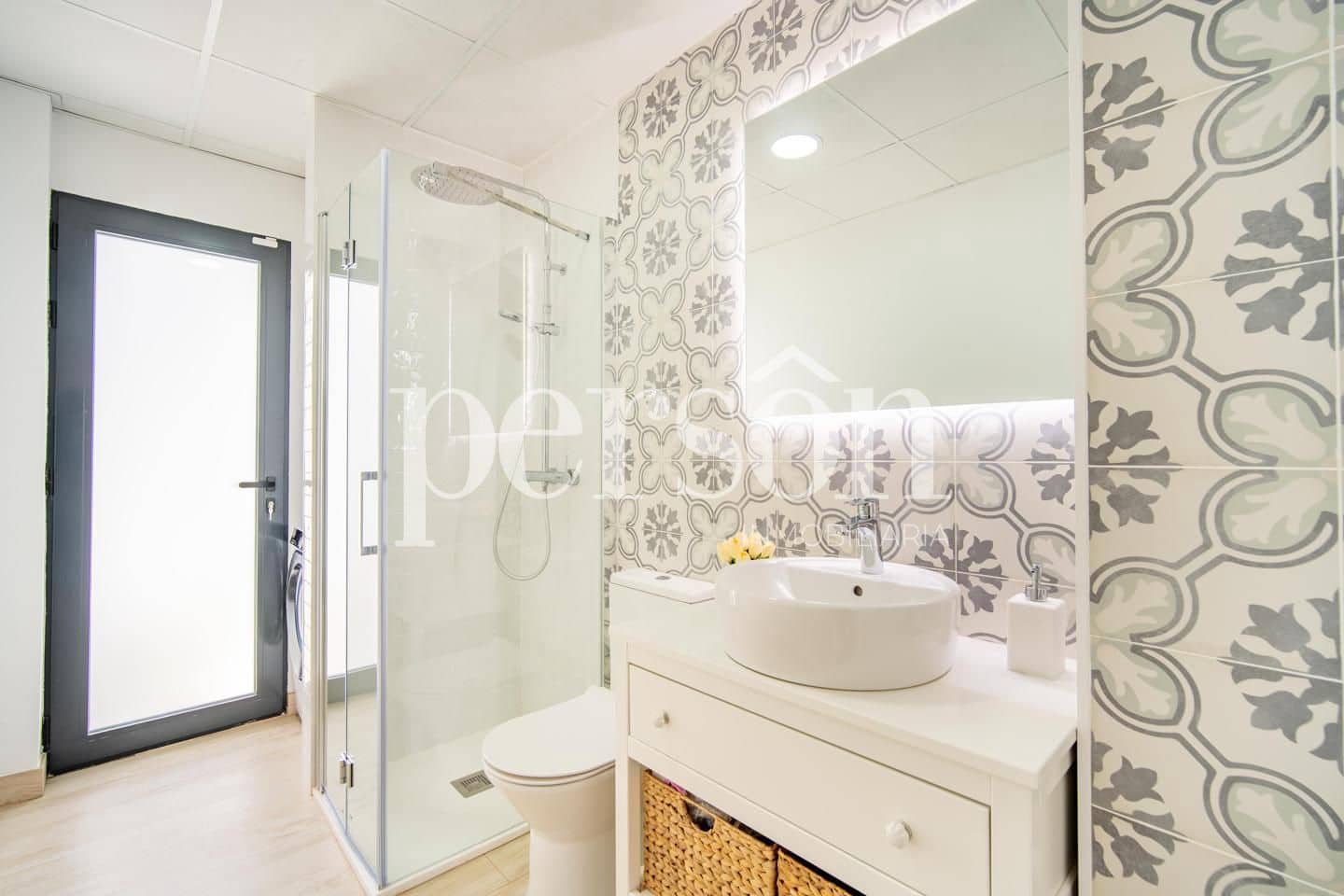 4 bedroom Villa for sale in La Pobla de Vallbona with pool - € 560,000 (Ref: 9838392)