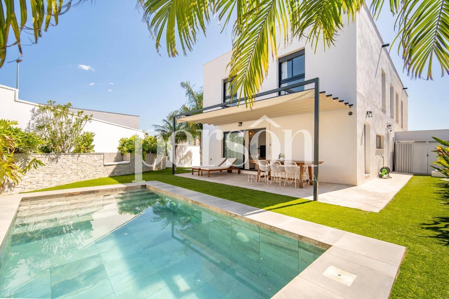 4 bedroom Villa for sale in La Pobla de Vallbona with pool - € 560,000 (Ref: 9838392)