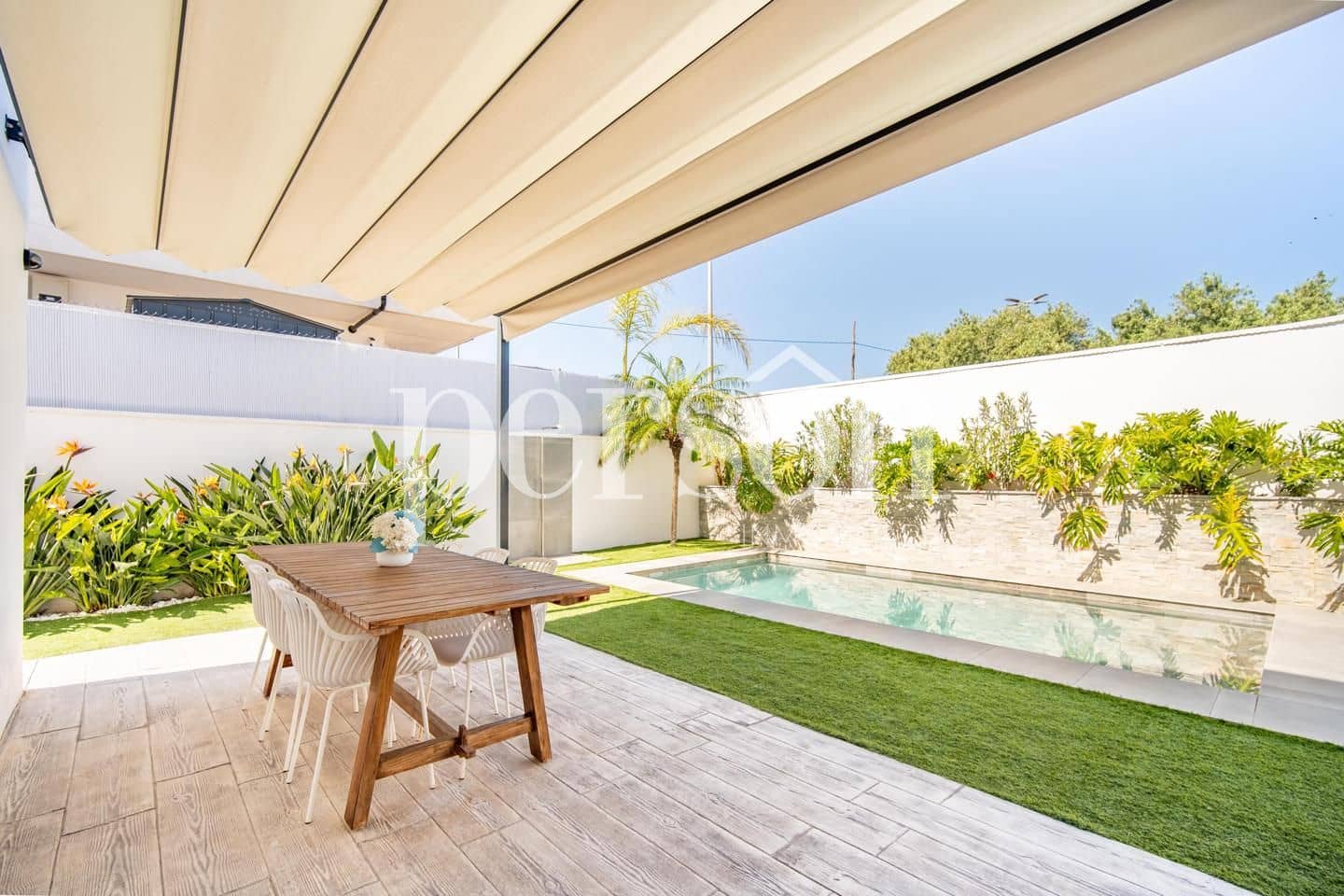 4 bedroom Villa for sale in La Pobla de Vallbona with pool - € 560,000 (Ref: 9838392)