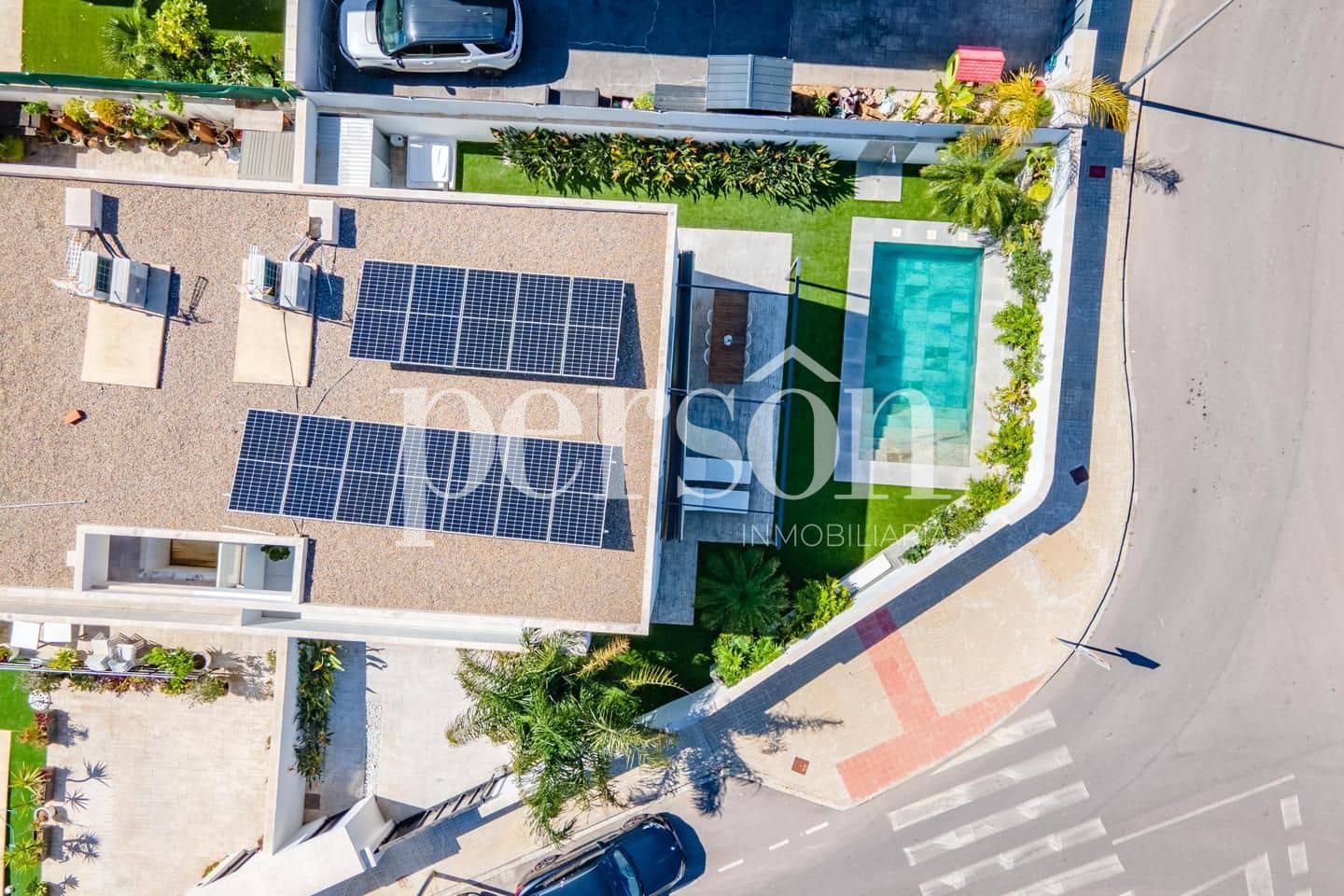 4 bedroom Villa for sale in La Pobla de Vallbona with pool - € 560,000 (Ref: 9838392)