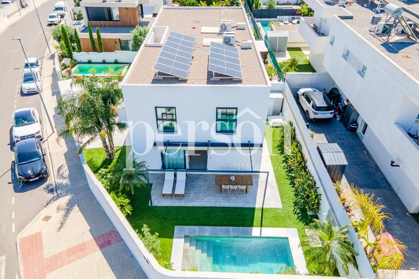 4 bedroom Villa for sale in La Pobla de Vallbona with pool - € 560,000 (Ref: 9838392)