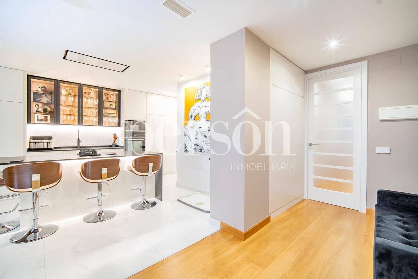 4 bedroom Flat for sale in Valencia city - € 930,000 (Ref: 9844204)