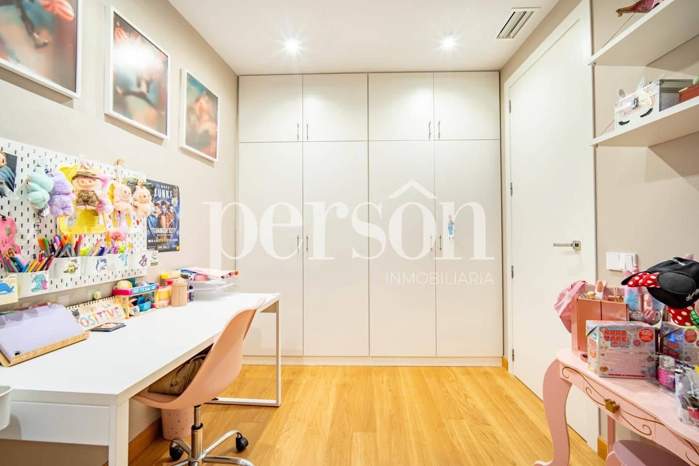 4 bedroom Flat for sale in Valencia city - € 930,000 (Ref: 9844204)