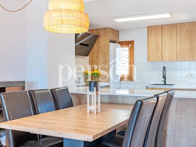 5 sypialnia Willa na sprzedaż w San Jose / Sant Josep de Sa Talaia z basenem garażem - 1 250 000 € (Ref: 9860950)