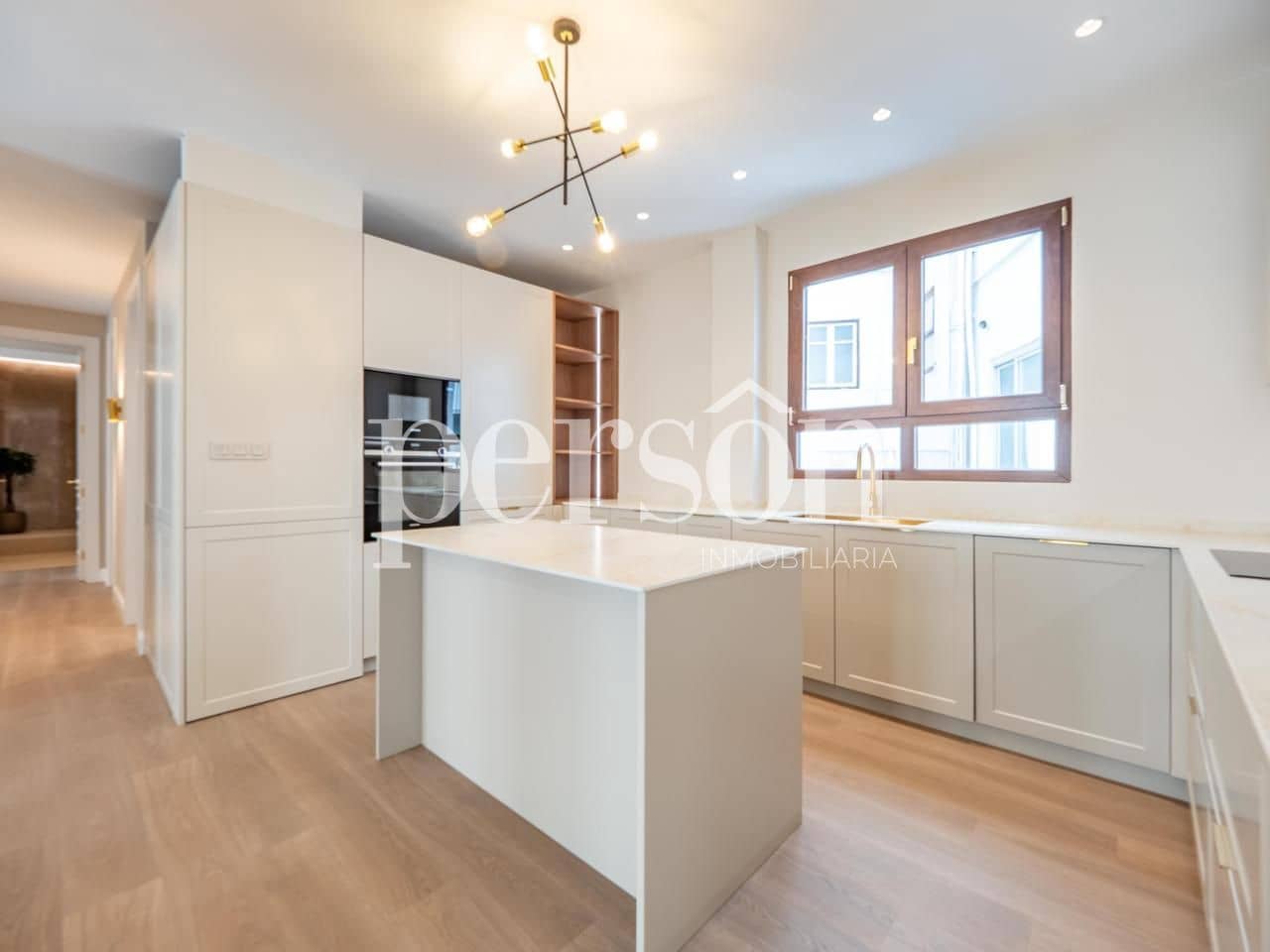 3 slaapkamer Flat te koop in Valencia stad - € 950.000 (Ref: 9865934)