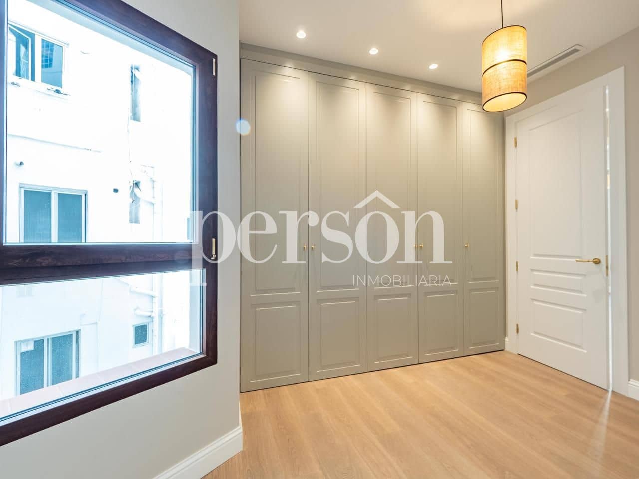 3 slaapkamer Flat te koop in Valencia stad - € 950.000 (Ref: 9865934)