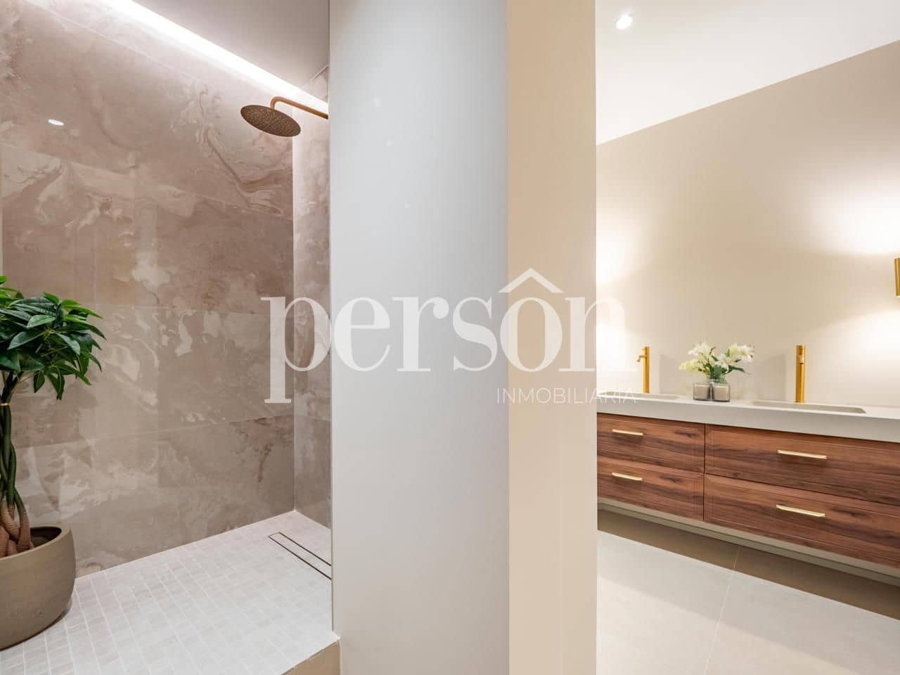 3 slaapkamer Flat te koop in Valencia stad - € 950.000 (Ref: 9865934)