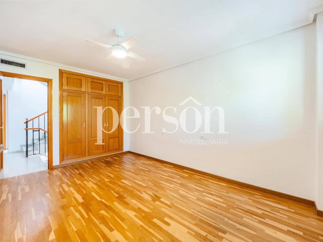 5 slaapkamer Villa te koop in Rocafort met zwembad garage - € 995.000 (Ref: 9882421)