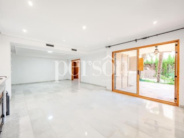 5 slaapkamer Villa te koop in Rocafort met zwembad garage - € 995.000 (Ref: 9882421)