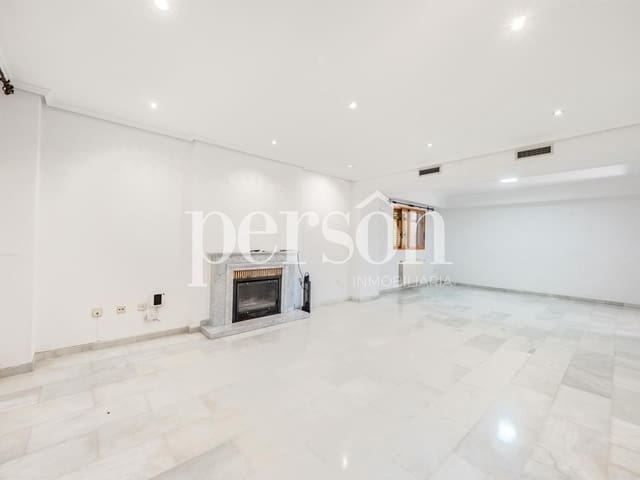 5 slaapkamer Villa te koop in Rocafort met zwembad garage - € 995.000 (Ref: 9882421)