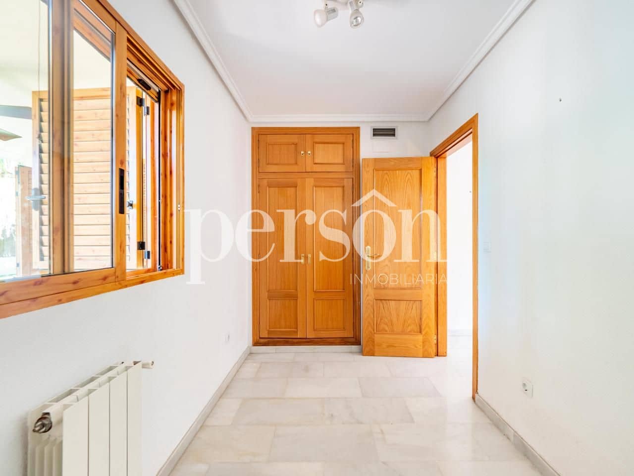 5 slaapkamer Villa te koop in Rocafort met zwembad garage - € 995.000 (Ref: 9882421)