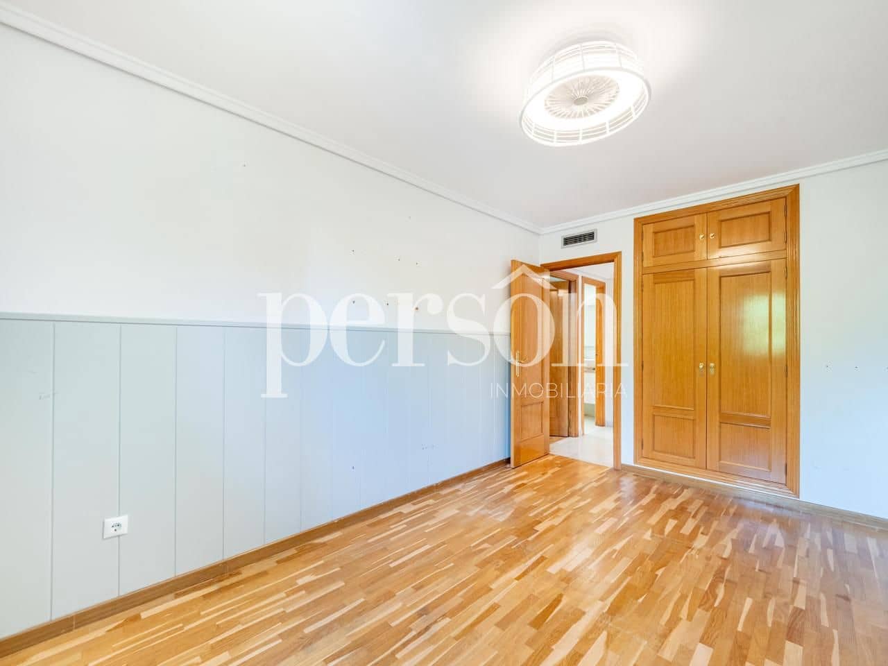 5 slaapkamer Villa te koop in Rocafort met zwembad garage - € 995.000 (Ref: 9882421)