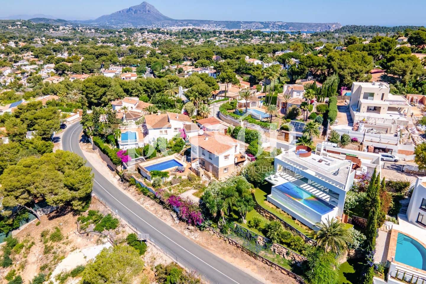 3 soverom Villa til salgs i Javea / Xabia med svømmebasseng garasje - € 2 200 000 (Ref: 9882422)