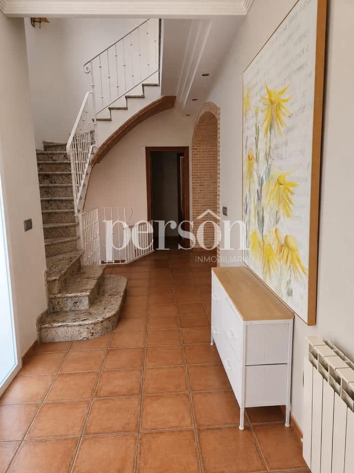 4 bedroom Villa for sale in Betera with pool garage - € 1,500,000 (Ref: 9895363)