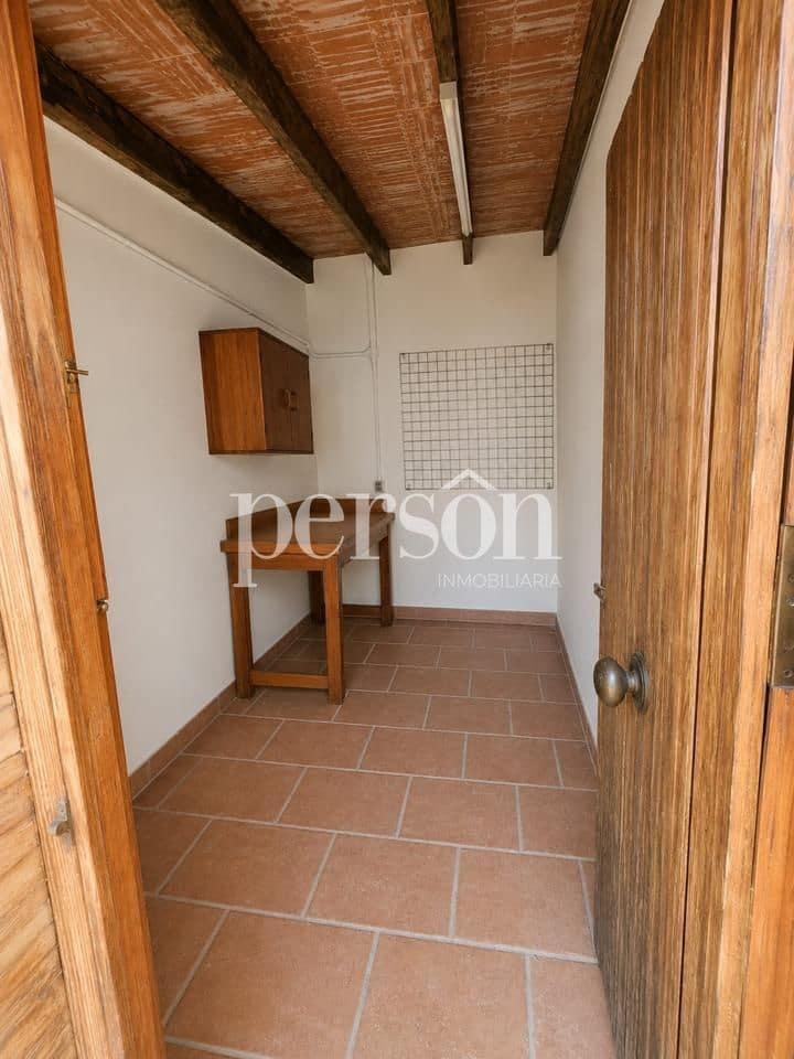 4 bedroom Villa for sale in Betera with pool garage - € 1,500,000 (Ref: 9895363)