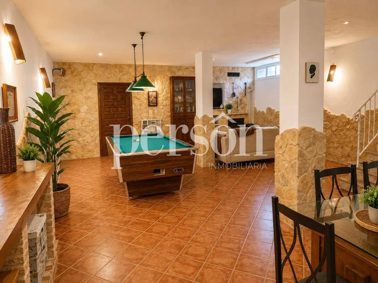 4 bedroom Villa for sale in Betera with pool garage - € 1,500,000 (Ref: 9895363)