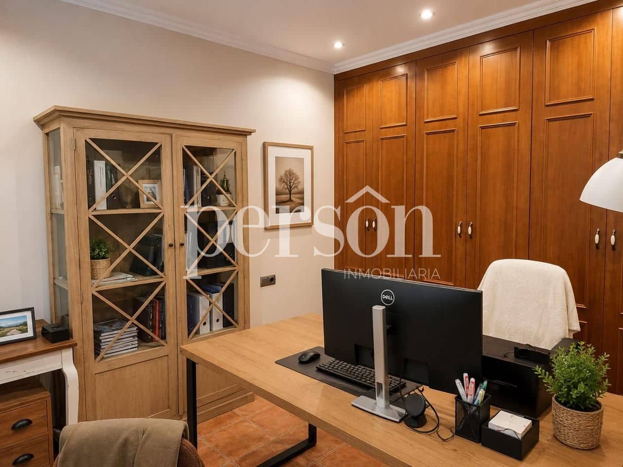 4 bedroom Villa for sale in Betera with pool garage - € 1,500,000 (Ref: 9895363)