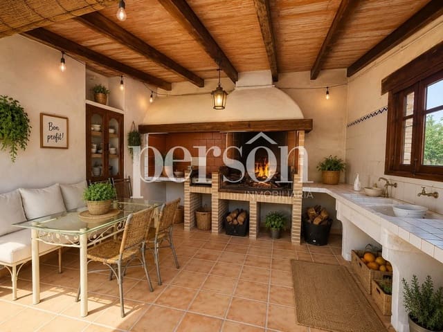 4 bedroom Villa for sale in Bétera with pool garage - € 1,500,000 (Ref: 9895363)