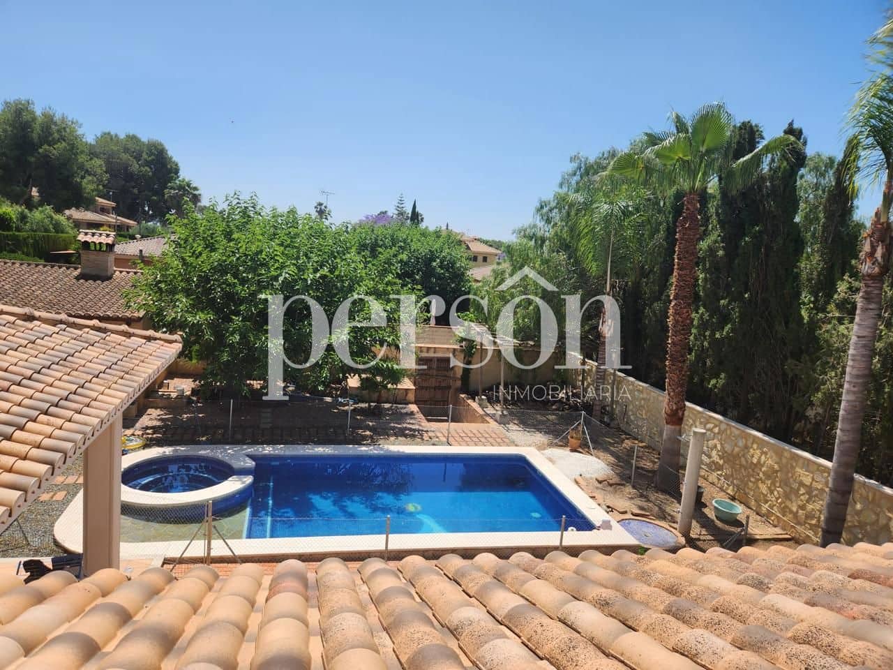 4 bedroom Villa for sale in Betera with pool garage - € 1,500,000 (Ref: 9895363)