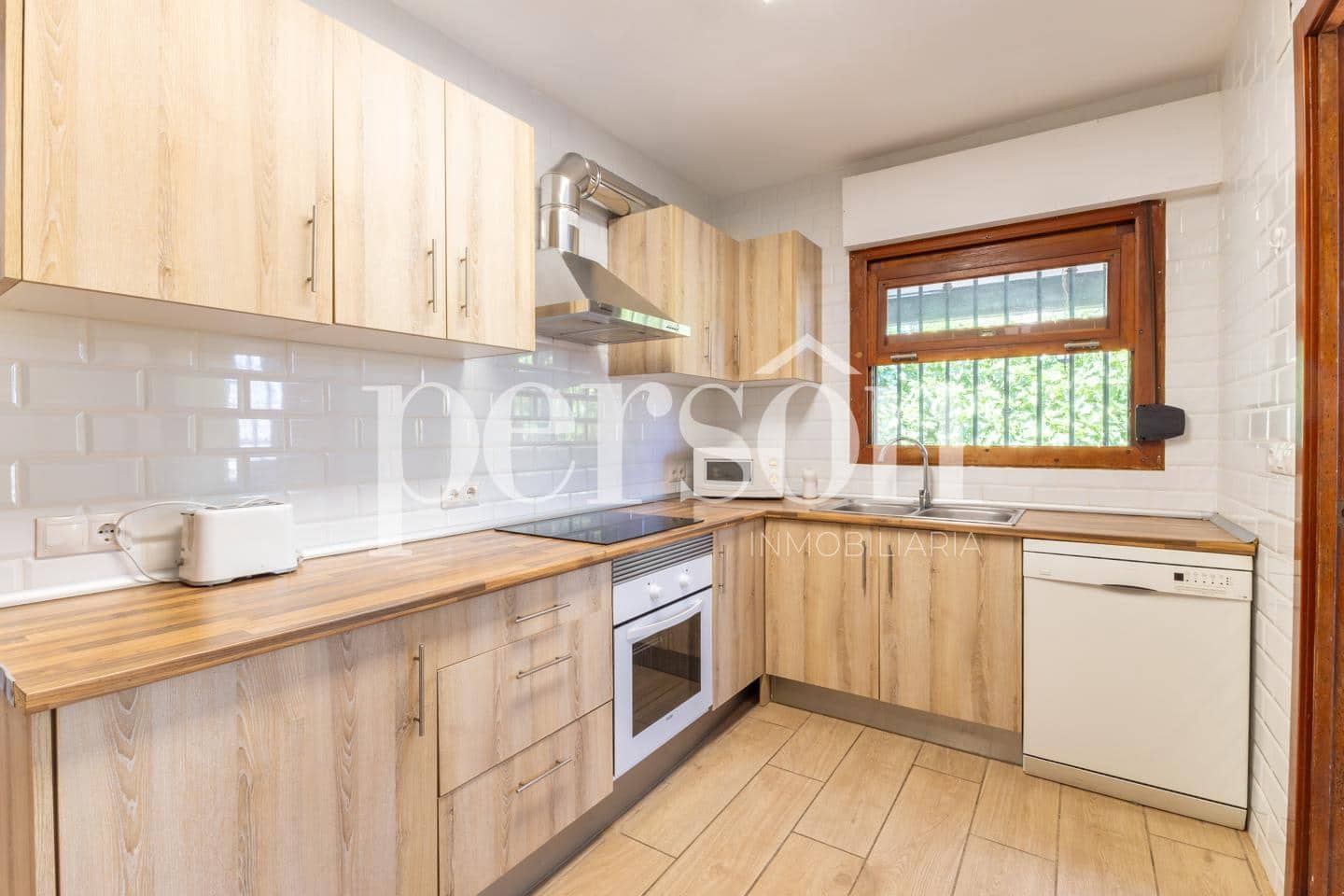 4 chambre Villa/Maison à vendre à Benicassim avec garage - 1 300 000 € (Ref: 9905166)