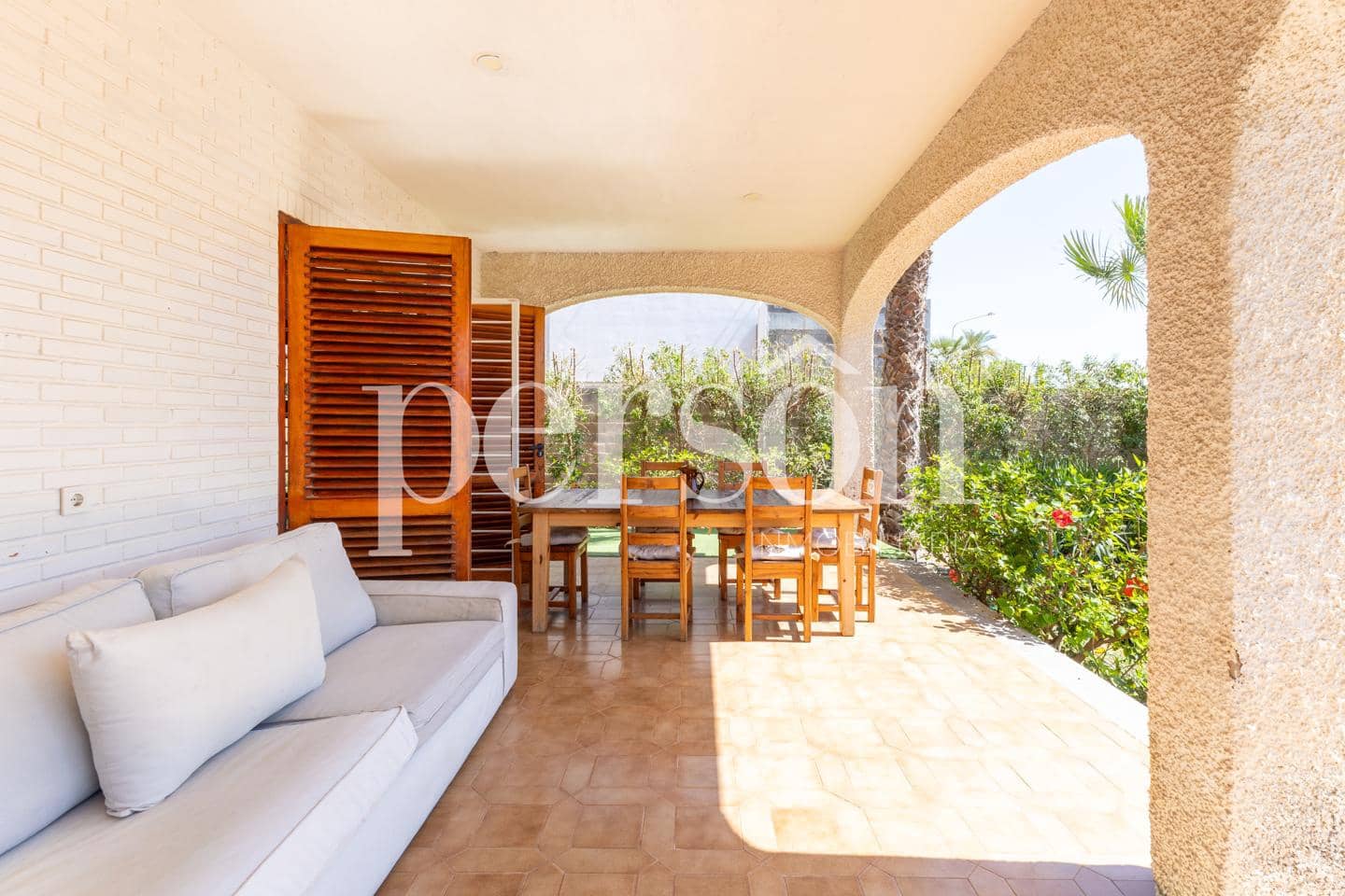 4 chambre Villa/Maison à vendre à Benicassim avec garage - 1 300 000 € (Ref: 9905166)