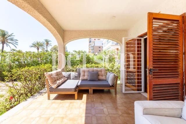 4 chambre Villa/Maison à vendre à Benicàssim avec garage - 1 300 000 € (Ref: 9905166)