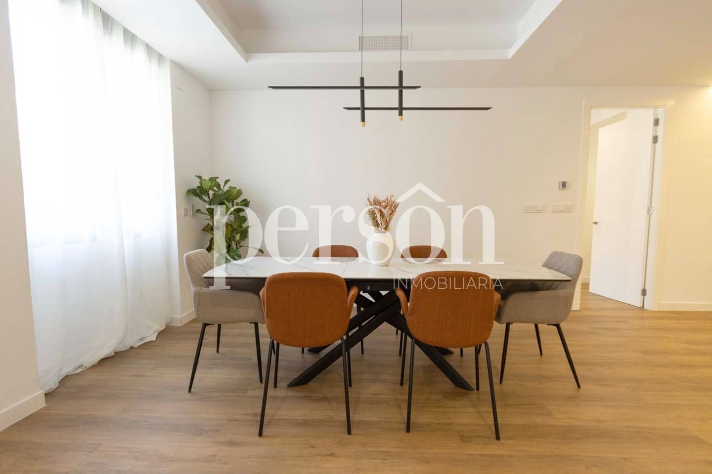 4 Zimmer Wohnung zu verkaufen in Valencia Stadt - 1.200.000 € (Ref: 9946003)