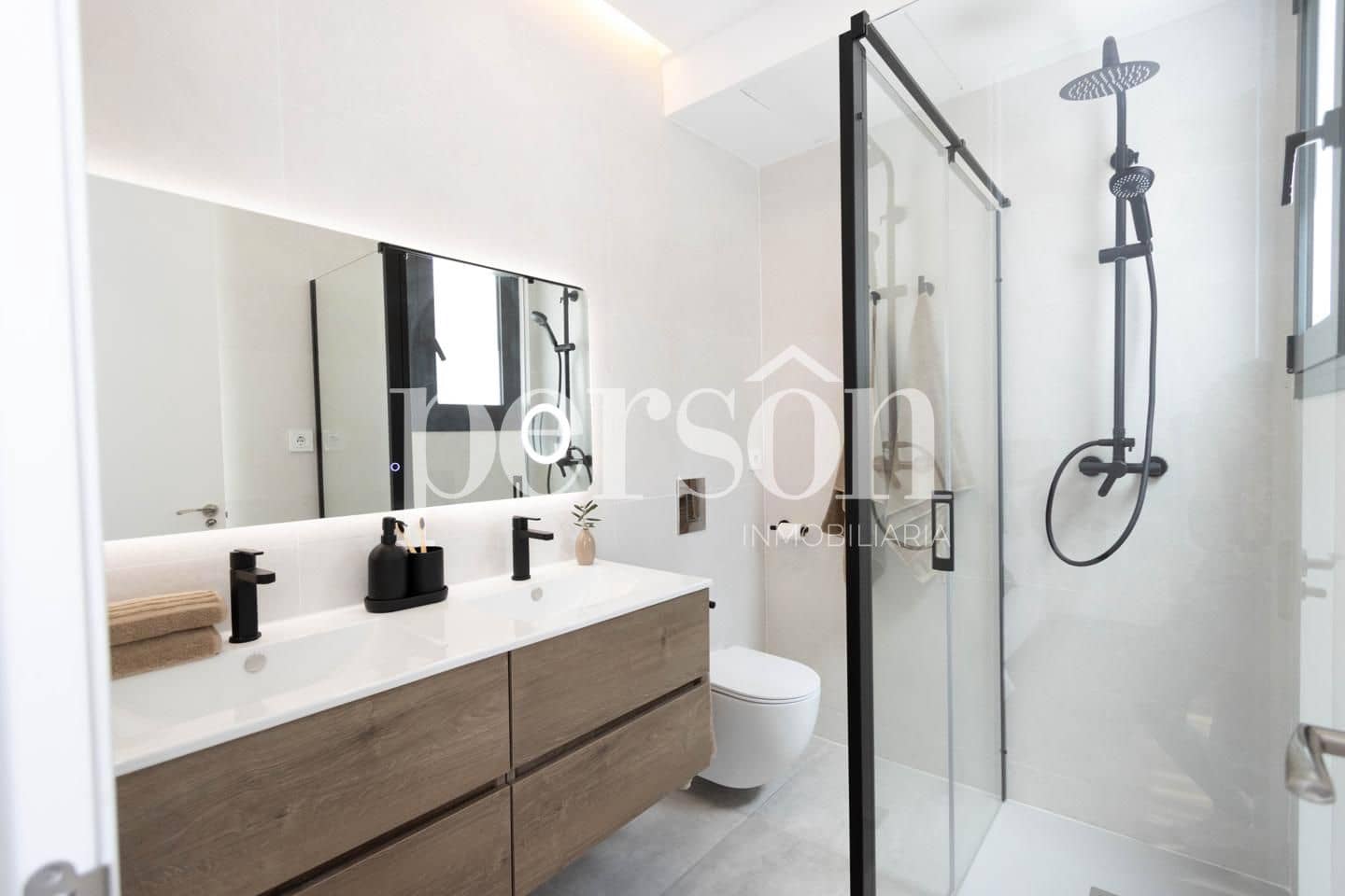 4 Zimmer Wohnung zu verkaufen in Valencia Stadt - 1.200.000 € (Ref: 9946003)