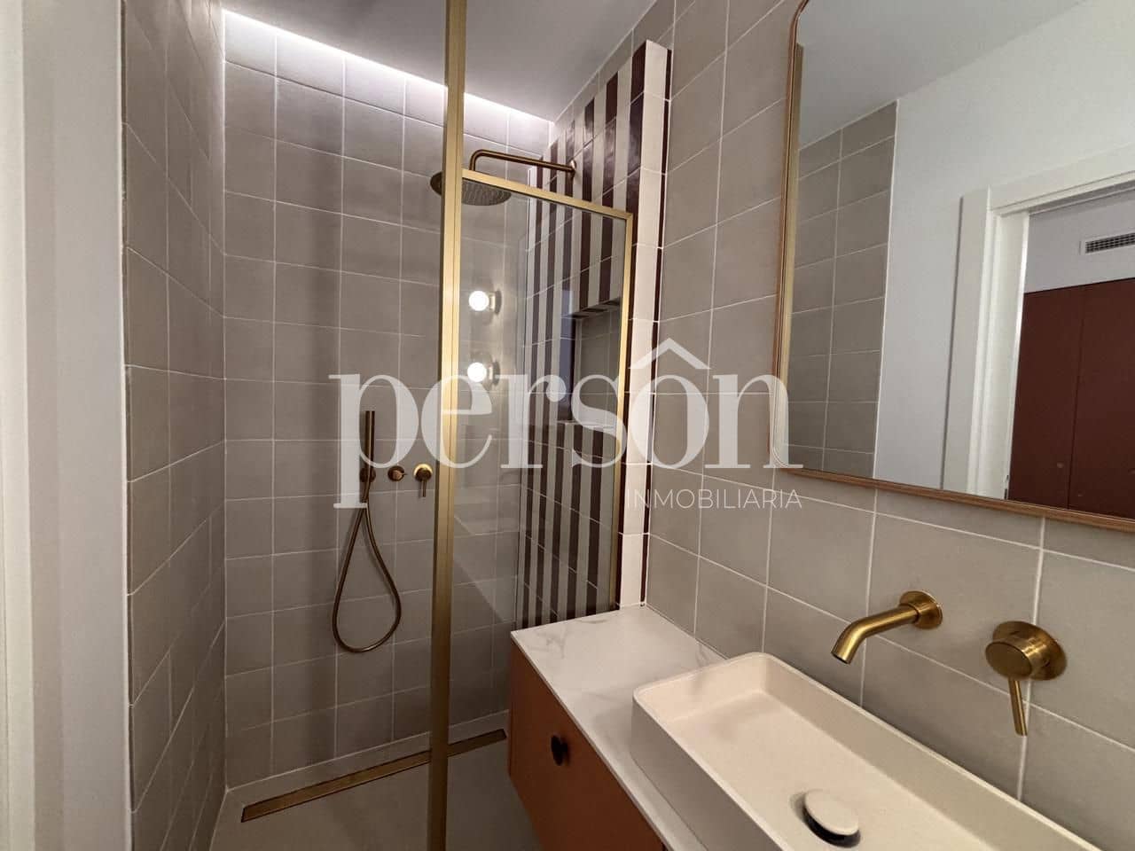 3 slaapkamer Flat te koop in Valencia stad - € 590.000 (Ref: 9964422)